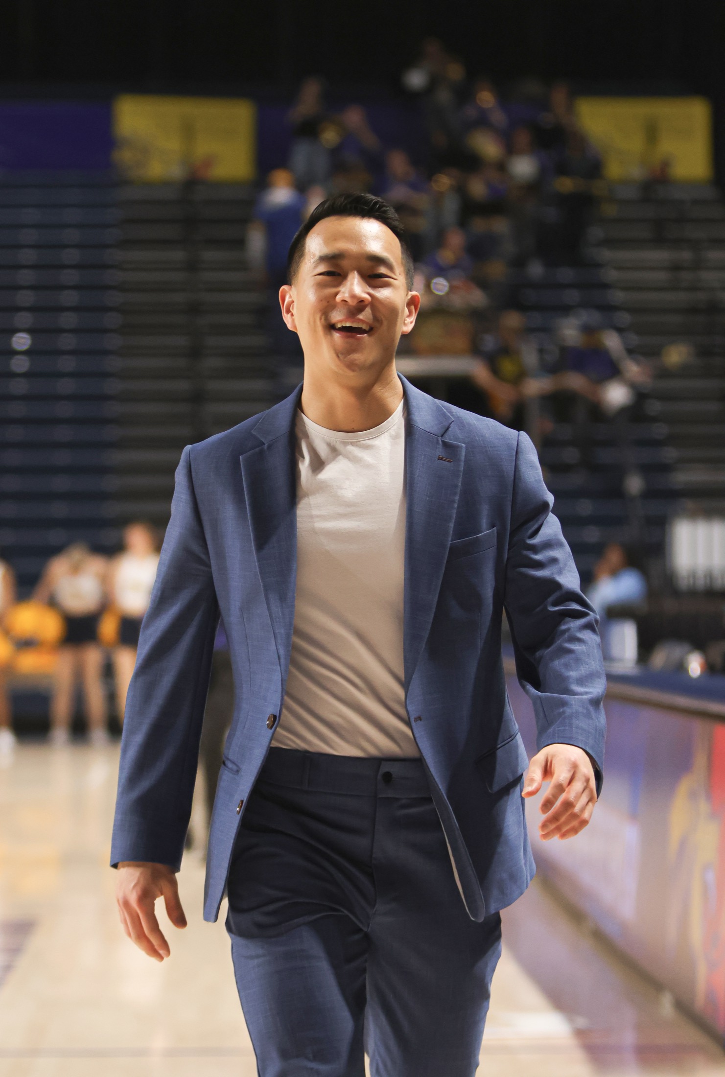 Drexel basketball huddle celebration