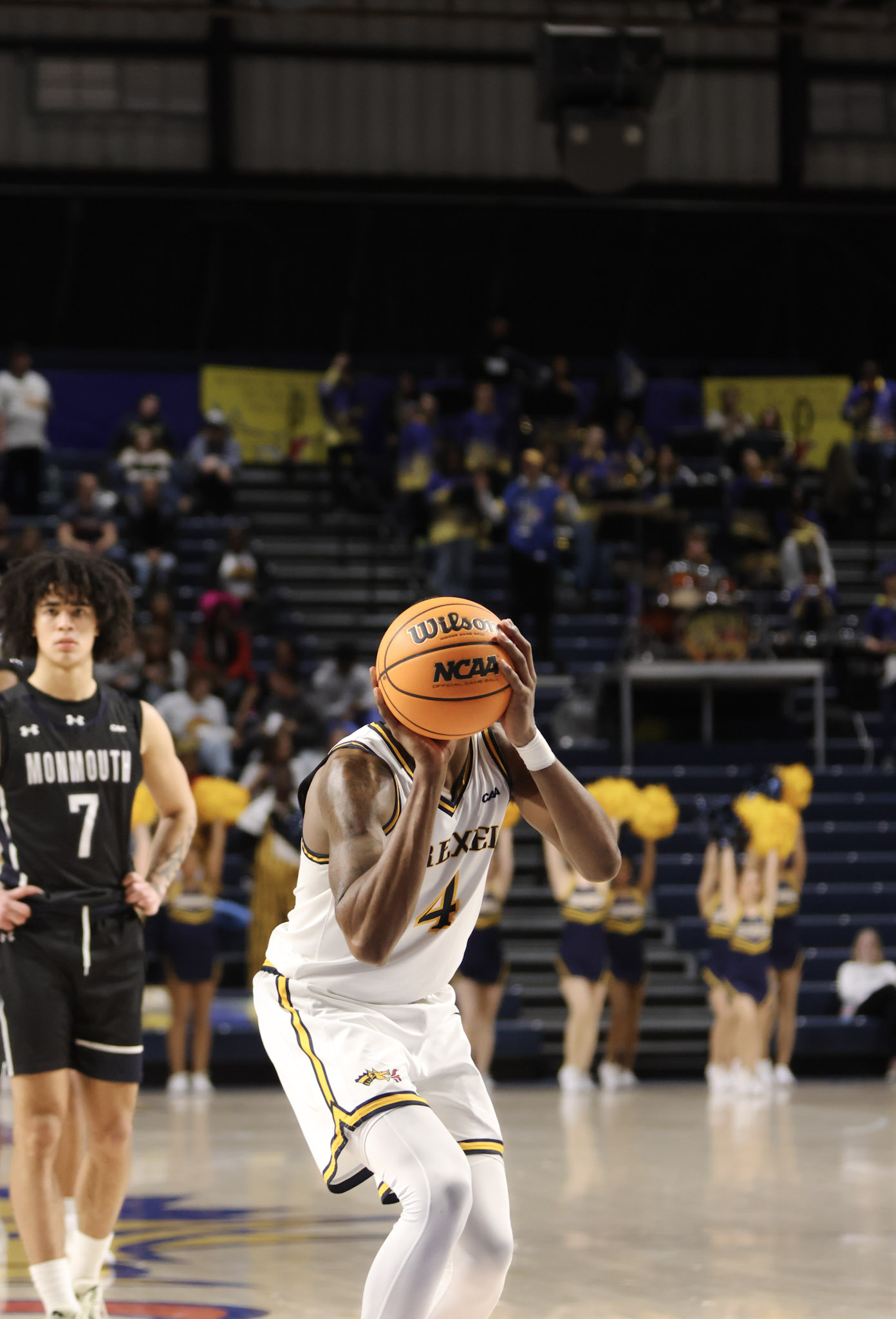 Drexel player lining up a free throw